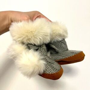RH CABLE KNIT & LUXE FAUX FUR SLIPPER SOCKS Baby